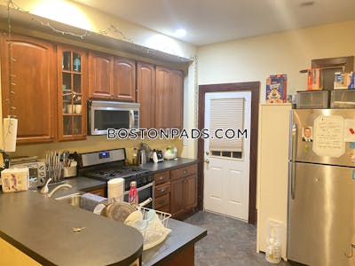 Mission Hill 5 Beds 2 Baths Boston - $5,495 No Fee