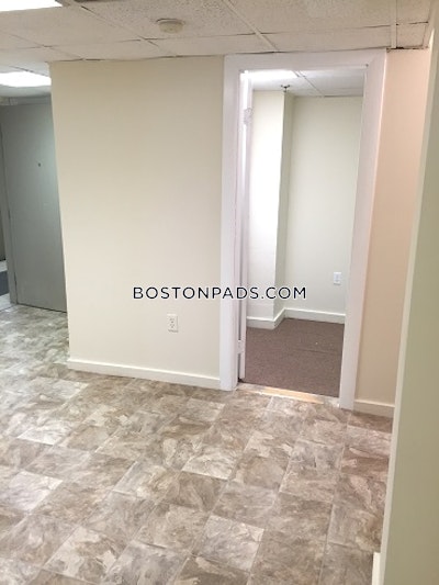 Fenway/kenmore 2 Bed 1 Bath BOSTON Boston - $3,200 No Fee