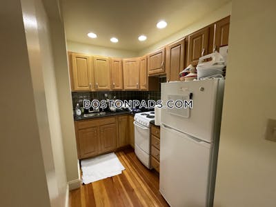 Newton 1 Bed 1 Bath NEWTON  Newton Corner - $2,250 No Fee