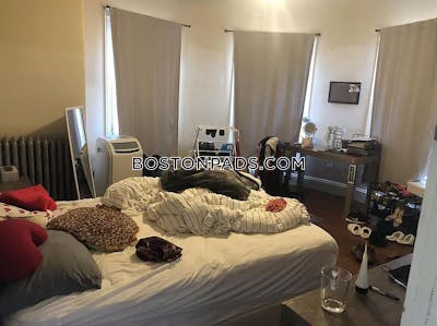 Mission Hill 5 Bed, 2 Bath Unit Boston - $7,650 No Fee