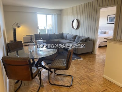 Brookline 2 Bed 1.5 Bath BROOKLINE- BOSTON UNIVERSITY $4,000 Boston University - $3,850 No Fee