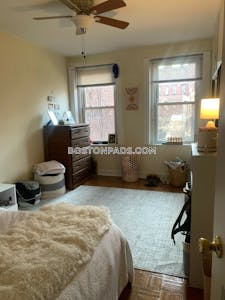 Beacon Hill 2 Bed, 1 Bath Unit Boston - $3,700 No Fee