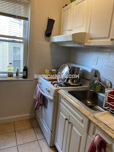 Somerville 2 Beds Somerville  Tufts - $2,700 No Fee