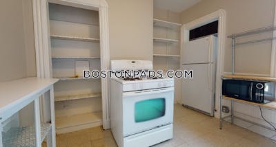 Cambridge 2 Bed 1 Bath CAMBRIDGE Central Square/cambridgeport - $3,375 No Fee