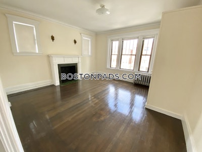 Fenway/kenmore 3 Bed 1 Bath BOSTON Boston - $5,500 No Fee