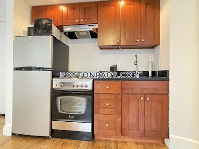 Beacon Hill Studio 1 Bath Boston - $2,550 No Fee