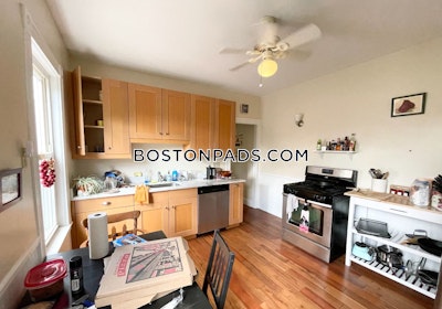 Dorchester 3 Beds 1 Bath Boston - $2,800 No Fee