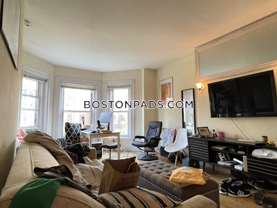 Back Bay 1 Bed 1 Bath Boston - $3,250 No Fee