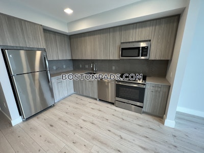 Revere 1 Bed 1 Bath - $2,444 No Fee