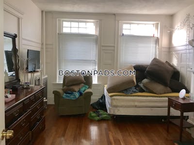 Brookline 2 Beds 1 Bath  Cleveland Circle - $3,500 No Fee