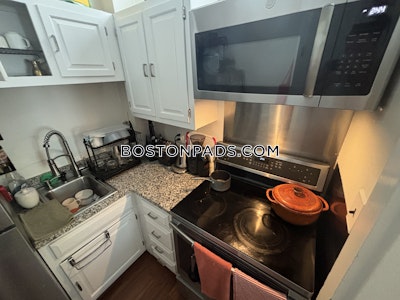 Back Bay 2 Beds 2 Baths Boston - $4,875 No Fee