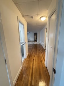Everett Apartment for rent 2 Bedrooms 1 Bath - $2,250 No Fee