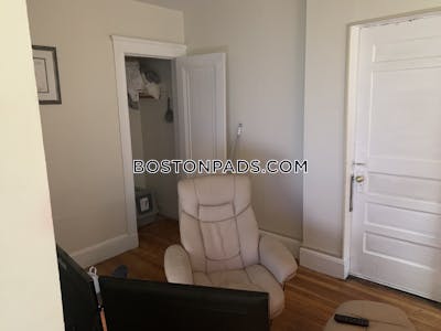 Medford Apartment for rent 1 Bedroom 1 Bath  Medford Square - $1,800 No Fee