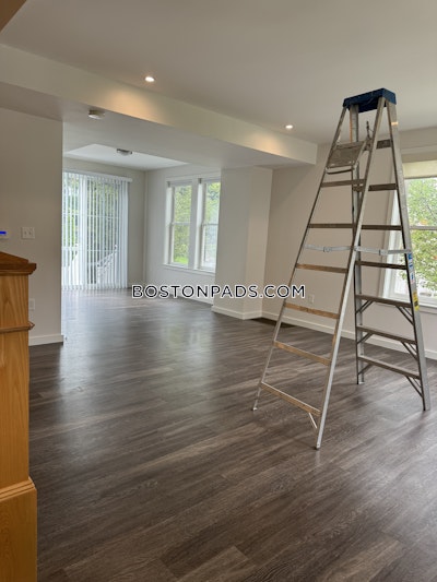 Cambridge Apartment for rent 3 Bedrooms 1 Bath  North Cambridge - $5,560 No Fee