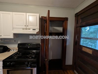 Roslindale Apartment for rent 2 Bedrooms 1 Bath Boston - $2,450 No Fee